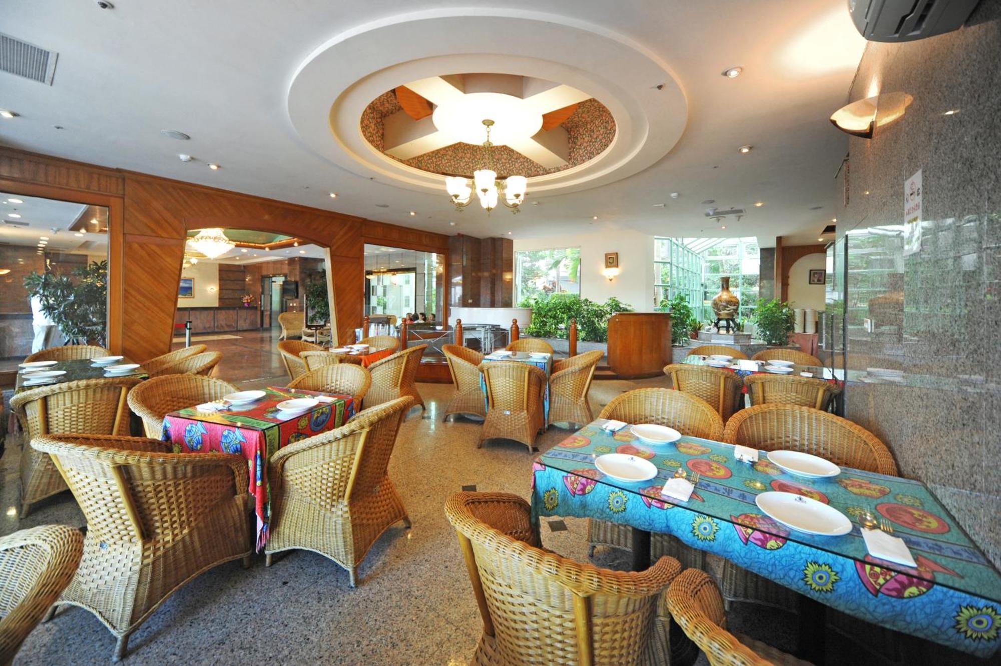 Kenting Holiday Hotel Heng-ch'un Екстериор снимка